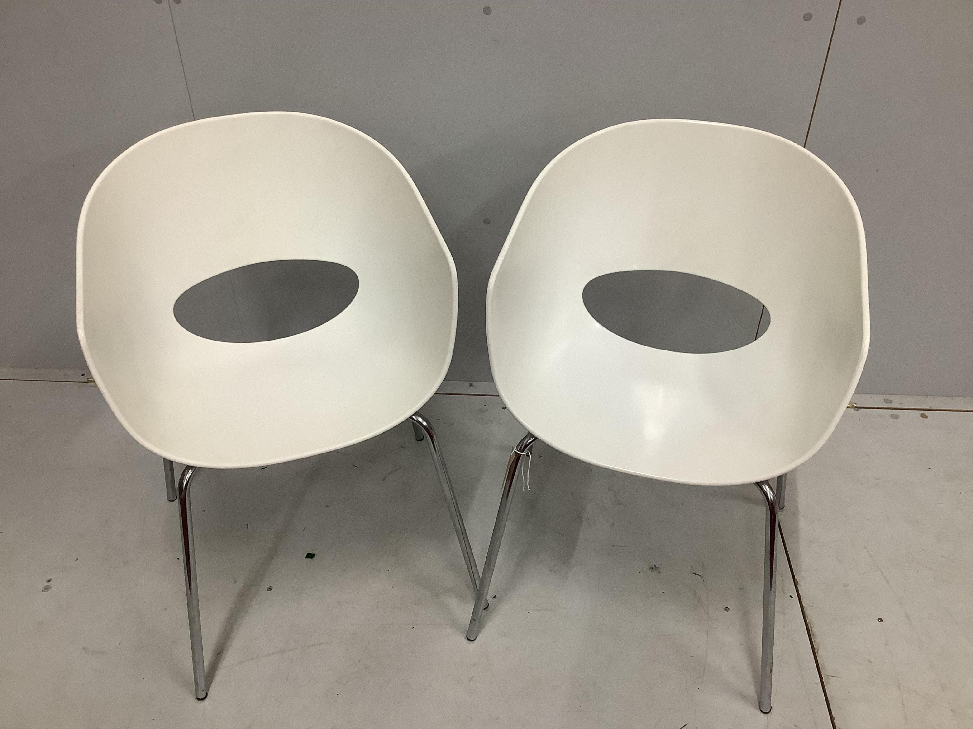 A pair of Italian Sistesi chairs, width 53cm, depth 38cm, height 82cm. Condition - good